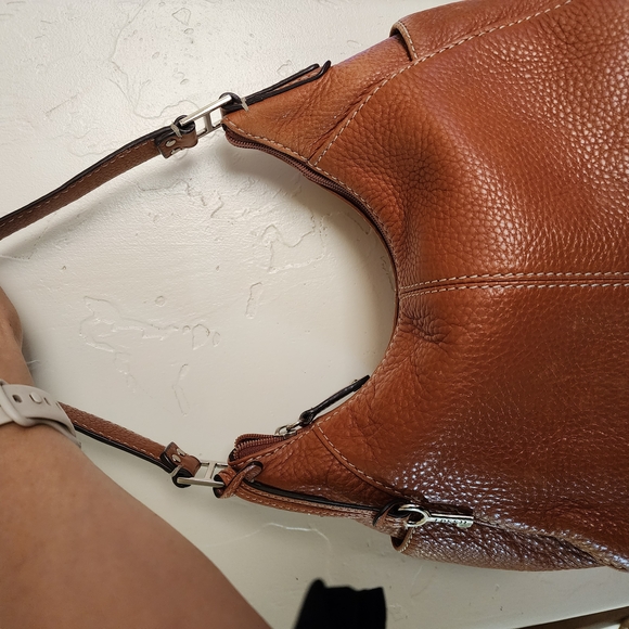 Tan Leather Shoulder Bag - Picture 2 of 4